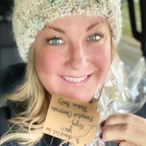 Meet your Posher, Christine